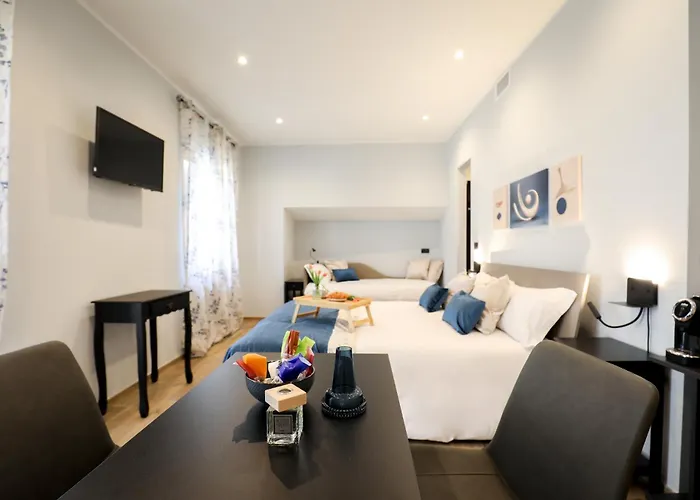 Konukevi Ca Stella Vega E Sirio A Centro La Morra